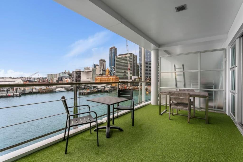 Newly Refurbished Waterfront Apartment! 3320 오클랜드 외부 사진