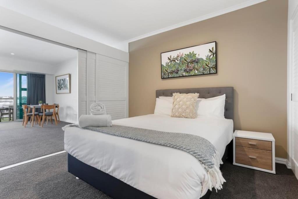 Newly Refurbished Waterfront Apartment! 3320 오클랜드 외부 사진